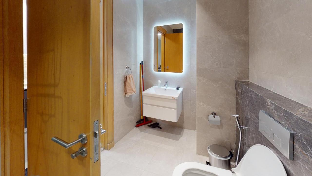 Al Fares Luxury Furnished Apartment-Damac Tower 외부 사진